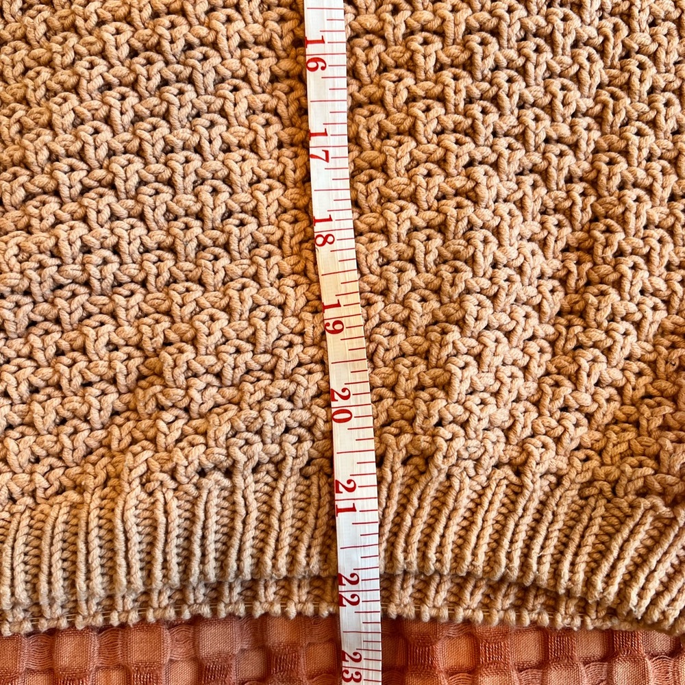 Universal Thread Blush Crew Neck Sweater - image 8